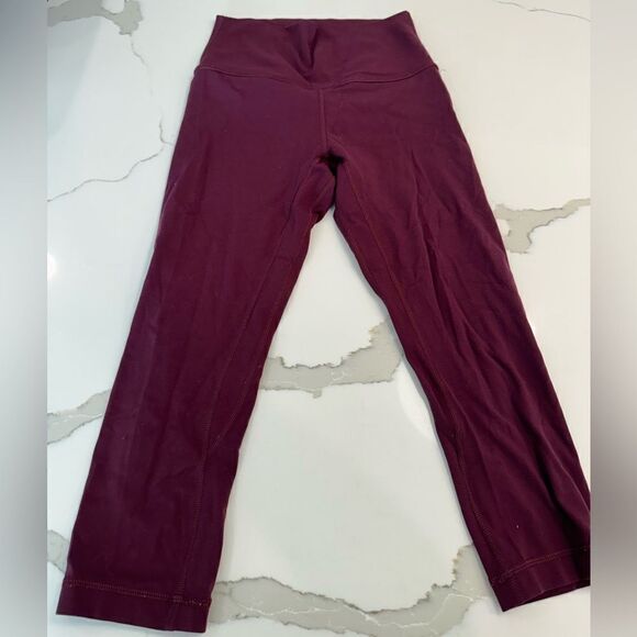 lululemon athletica Pants - Lululemon Capri leggings sz 4